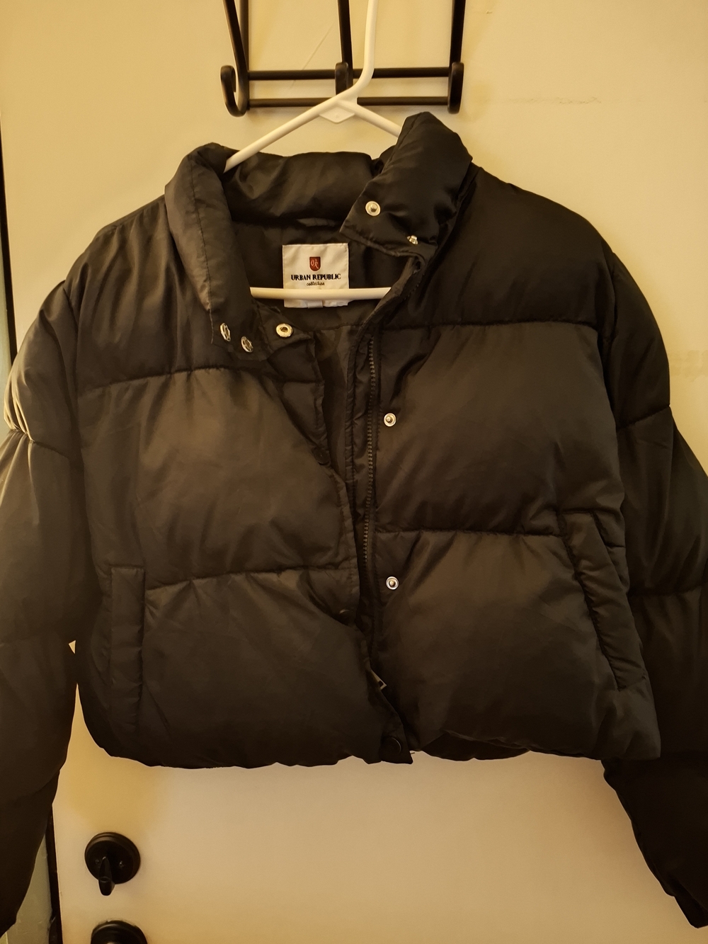 Urban Republic Women's Black Cropped Puffer Jacket